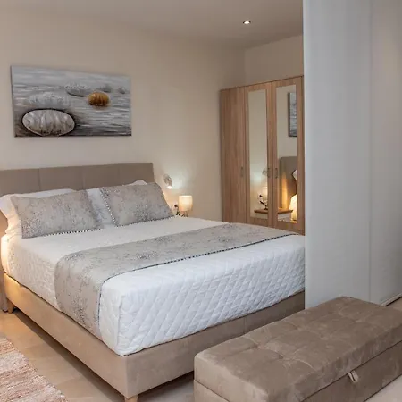 Valentino Luxury In The Heart Of Corfu Town Apartment