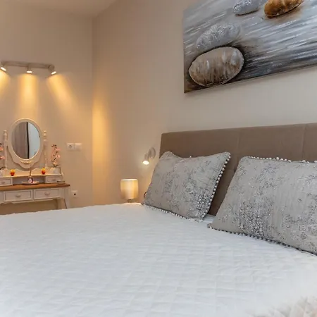 Valentino Luxury In The Heart Of Corfu Town Apartment *